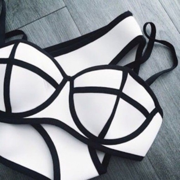 Triangl Bikini Set (White) - Picture 1 of 3
